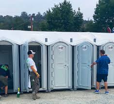 Best Portable Restroom Servicing (Cleaning and Restocking)  in Clewiston, FL